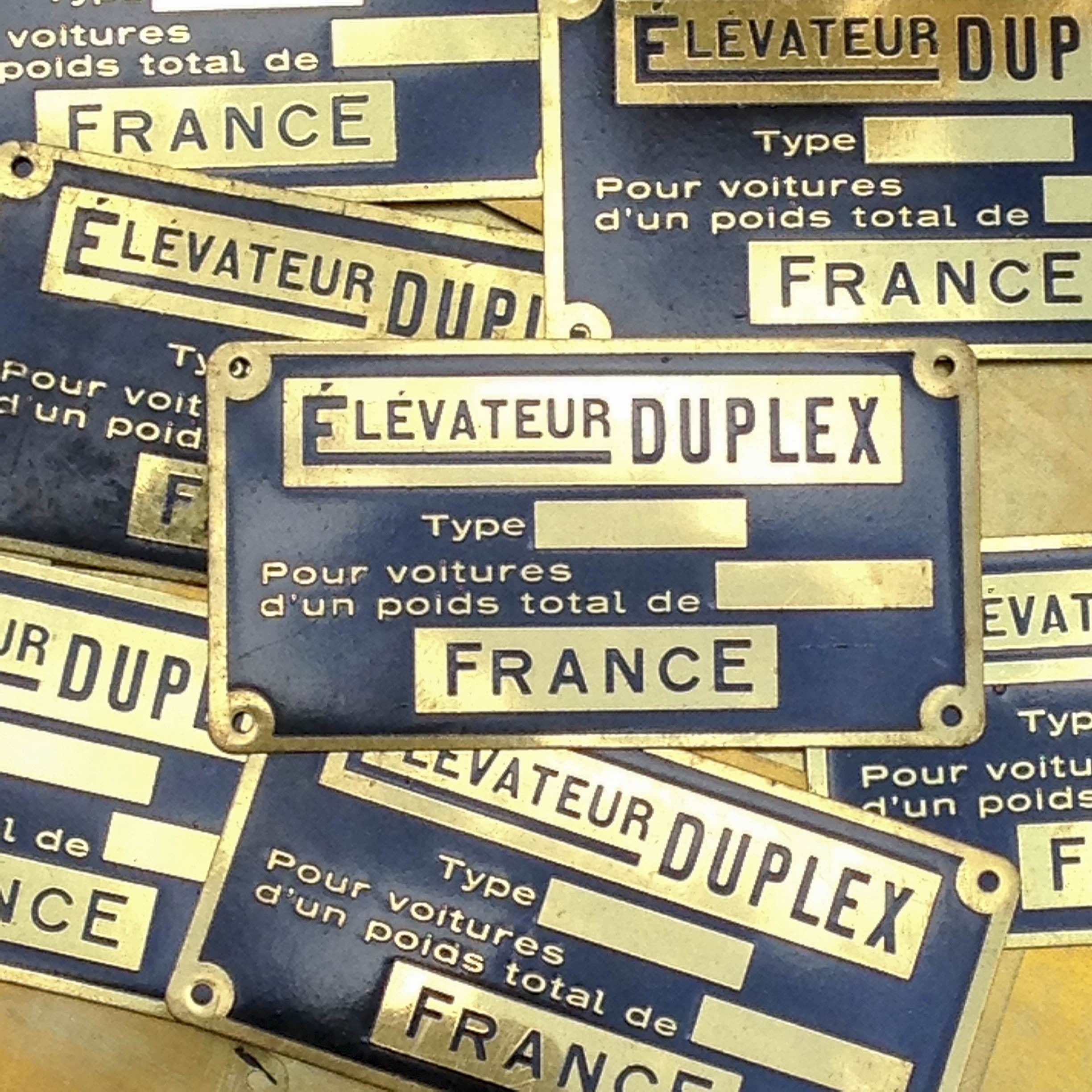 Plaque laiton élévateur duplex ancien vintage métal usine garage 1950