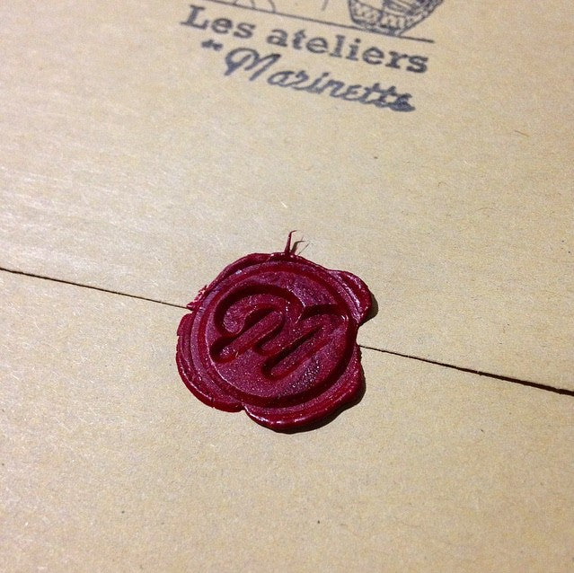 pochette surprise 10 papiers anciens cachet de cire