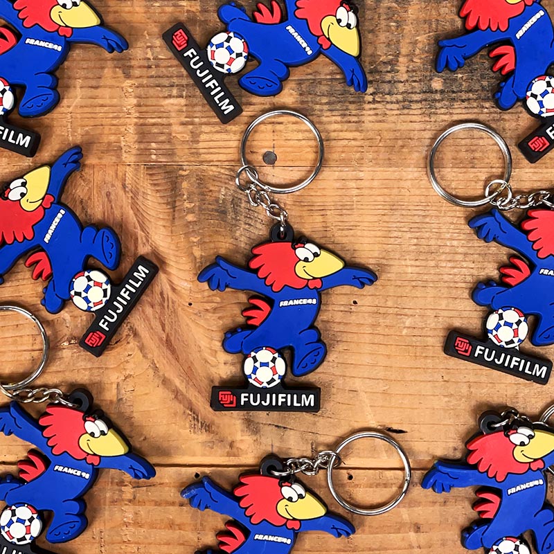 porte-clefs publicitaire fujifilm france 1998 98 footix plastique vintage coupe du monde de football