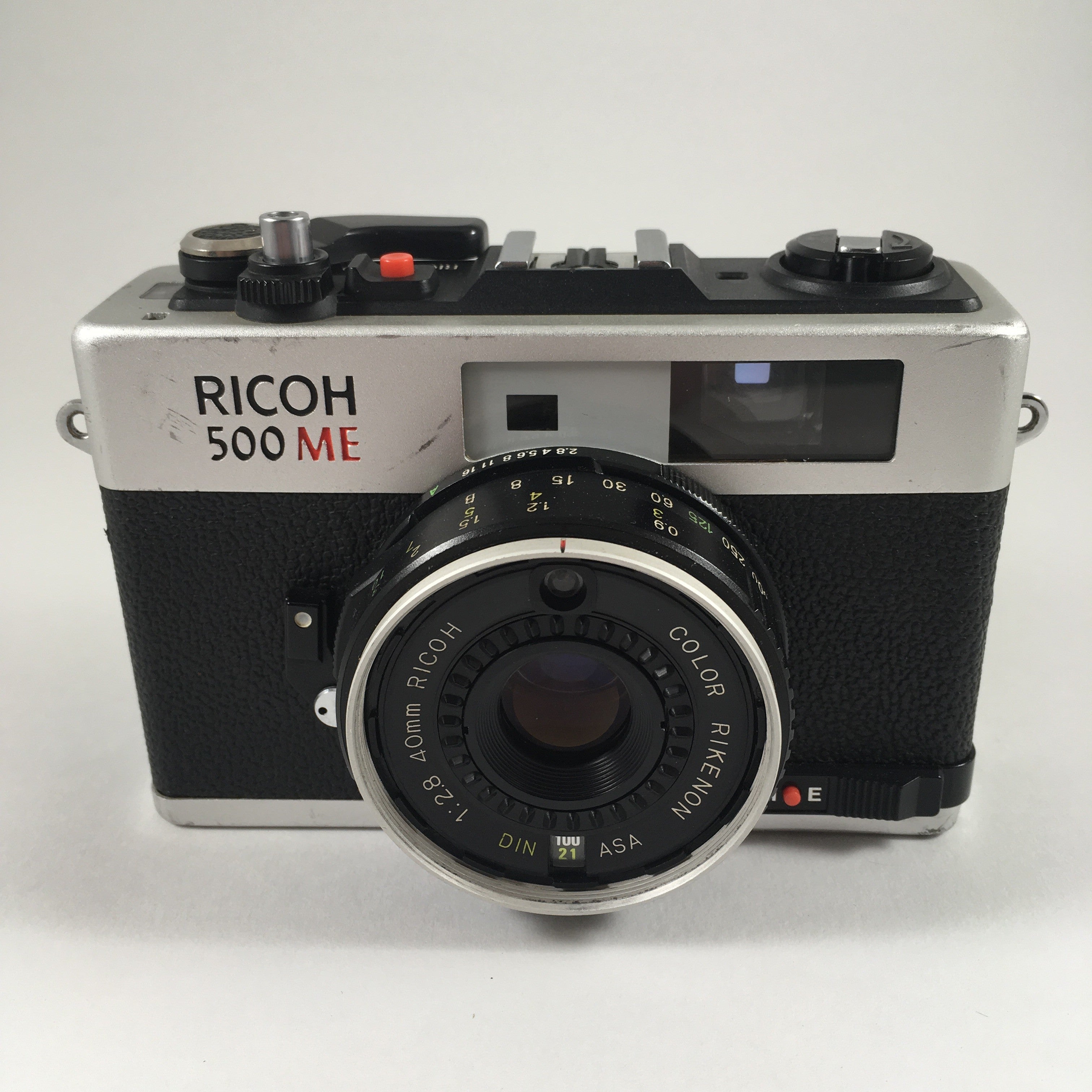 Ricoh 500 ME & Rikenon 40mm 2.8
