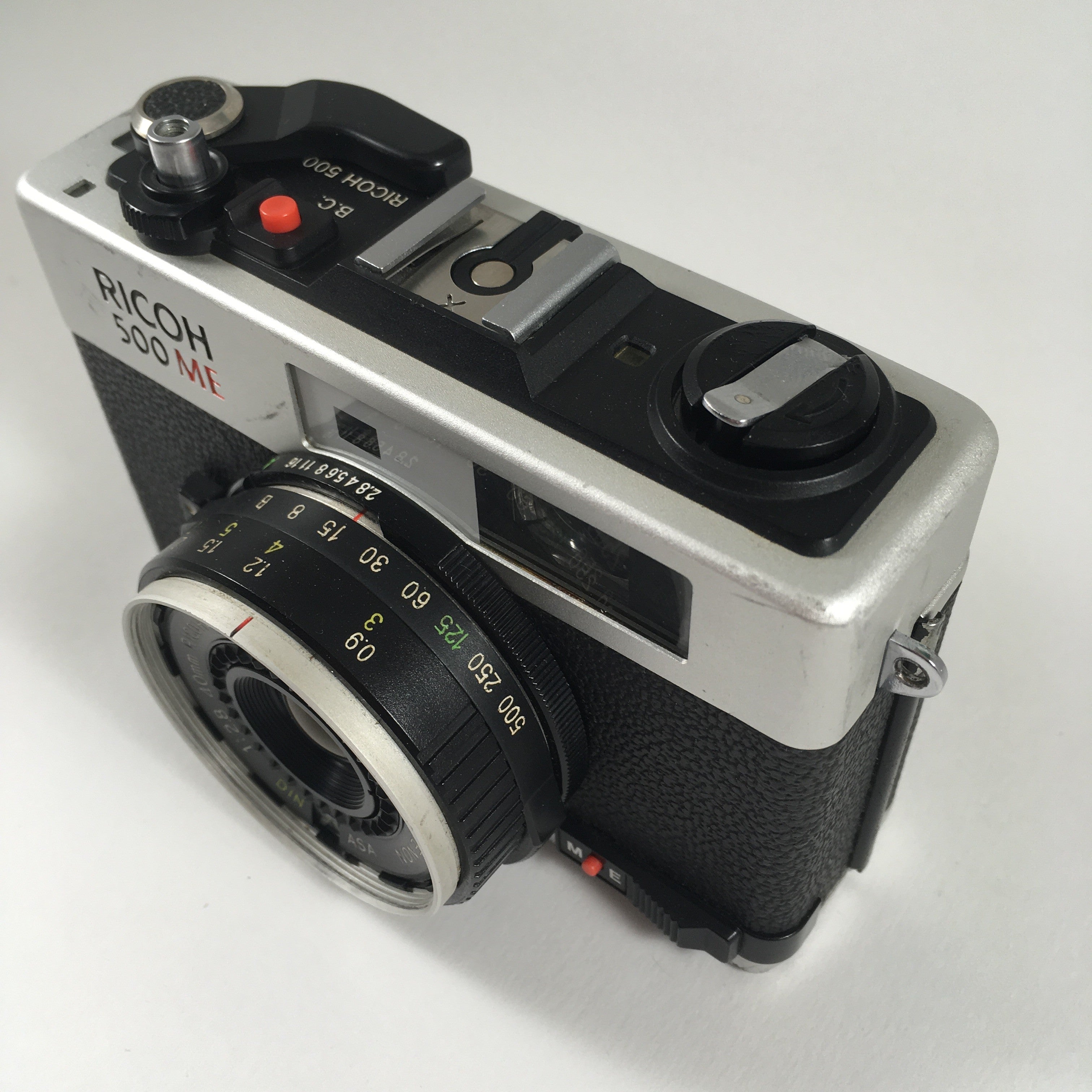 Ricoh 500 ME & Rikenon 40mm 2.8