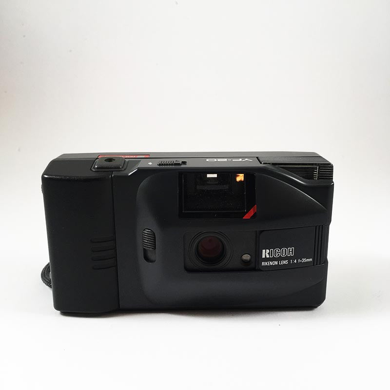 Ricoh yf20 yf-20 compact 35mm rikenon 35mm 4 point and shoot petit appareil argentique vintage ancien