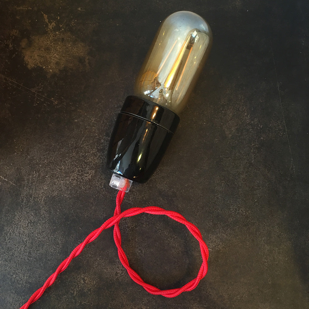 cable electrique fil textile vintage tissu rouge torsadé lampe luminaire