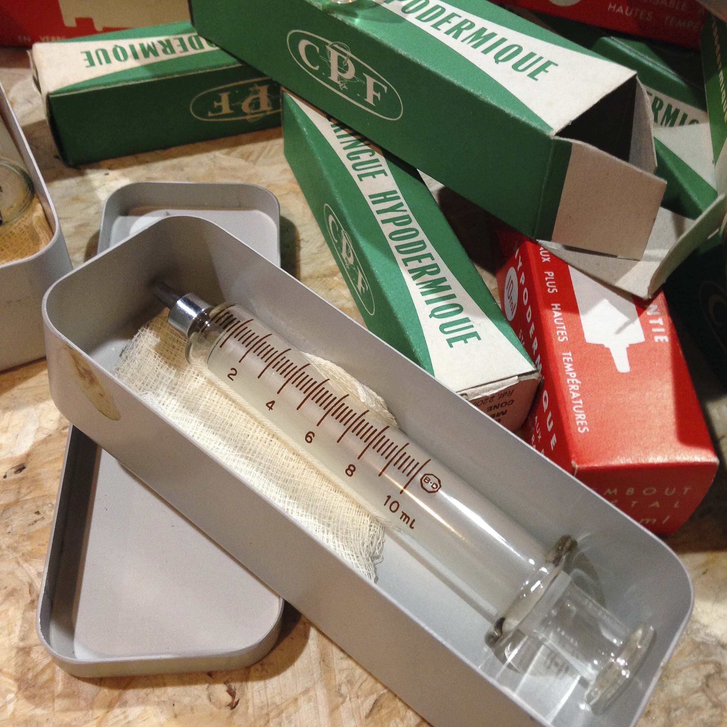 seringue hypodermique ancien vintage verre pharmacie 1950