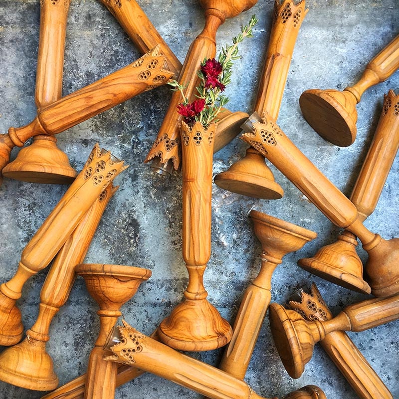 soliflore du jura fleur fleuriste bois tourné verre 1930 décor cabinet de curiosité
