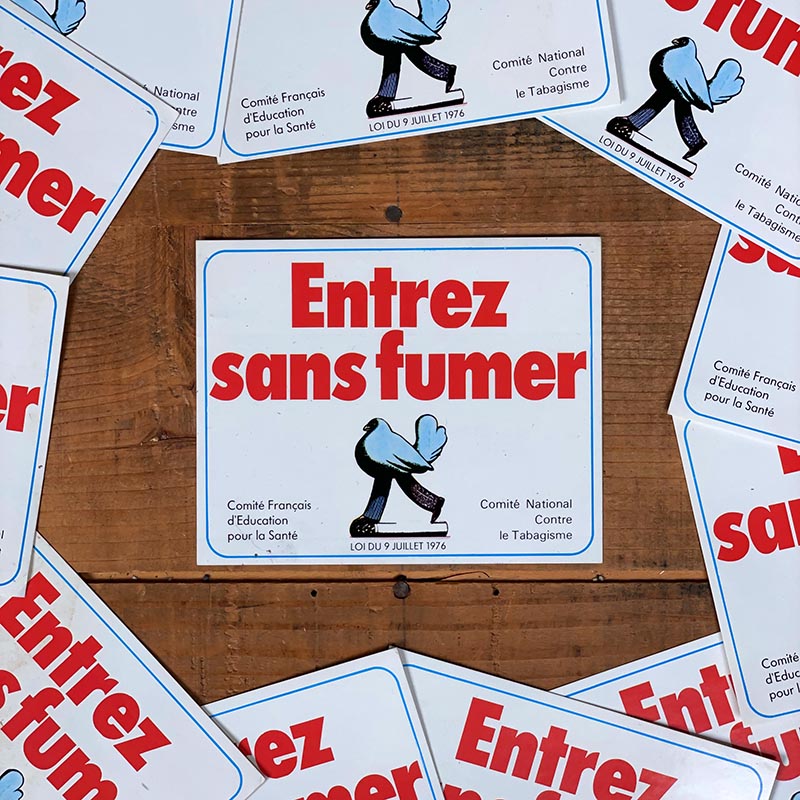sticker autocollant ancien vintage entrez sans fumer loi du 9 juillet 1976 anti tabagisme tabac