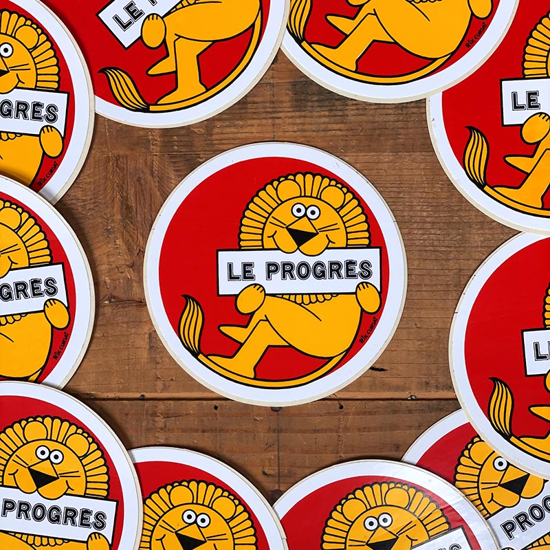 sticker autocollant le progrès lion journal de lyon illustration Rik Cursat 1970 1980