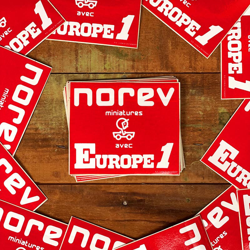 sticker autocollant ancien vintage norev europe 1 1980 rouge