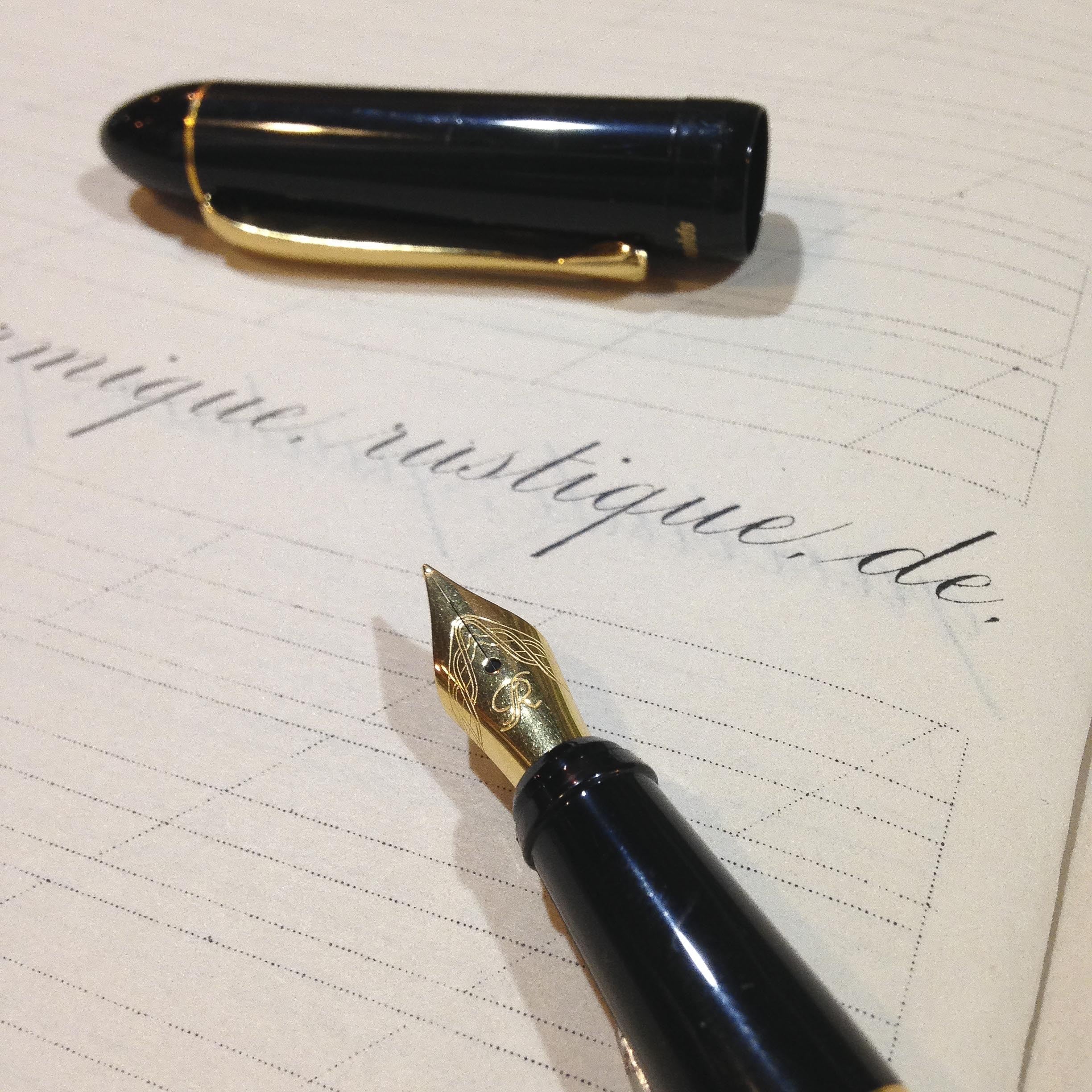 stylo plume ancien vintage reynolds écriture papeterie 1990
