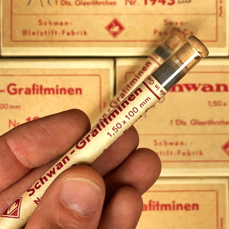 tube en verre de mines criterium schwan 1,50mm 100mm ancien 1950 1940 papeterie ancienne bureau école