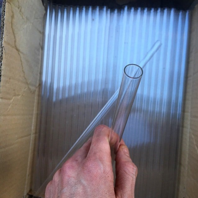 grand tube en verre 40cm ancien vintage verrerie creux