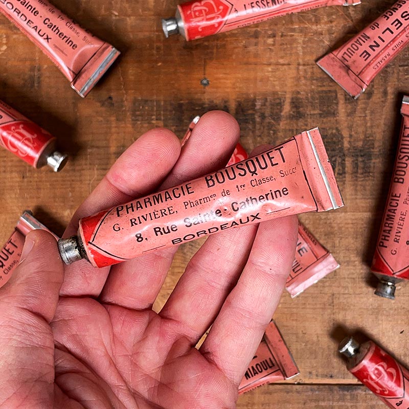 tube vaseline essence niaouli ancien pharmacie bousquet 1930 vintage métallique