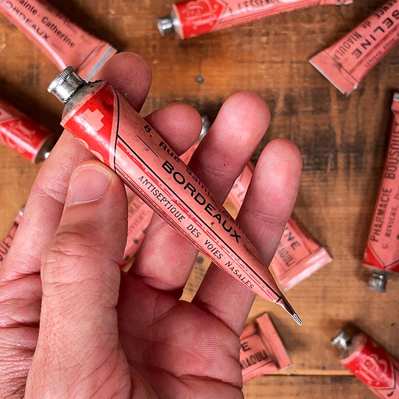 tube vaseline essence niaouli ancien pharmacie bousquet 1930 vintage métallique