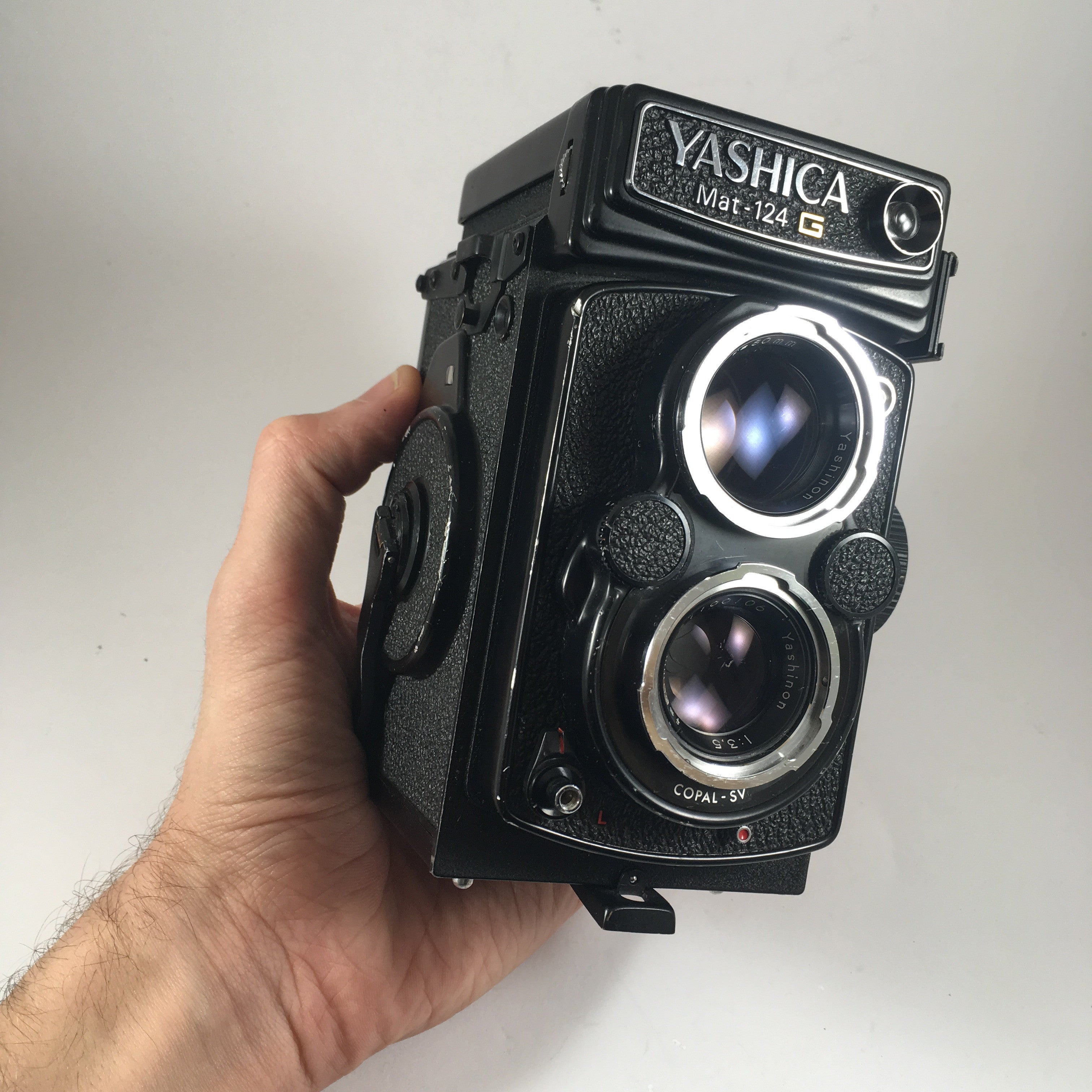 Yashica Mat 124G & Yashinon 80mm 3.5