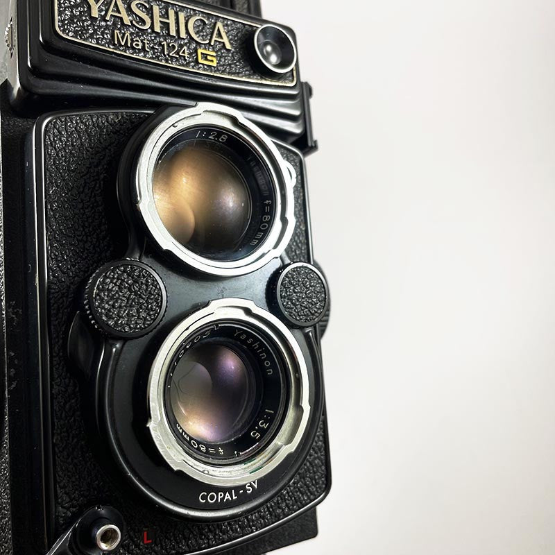 Yashica Mat 124G & Yashinon 80mm 3.5