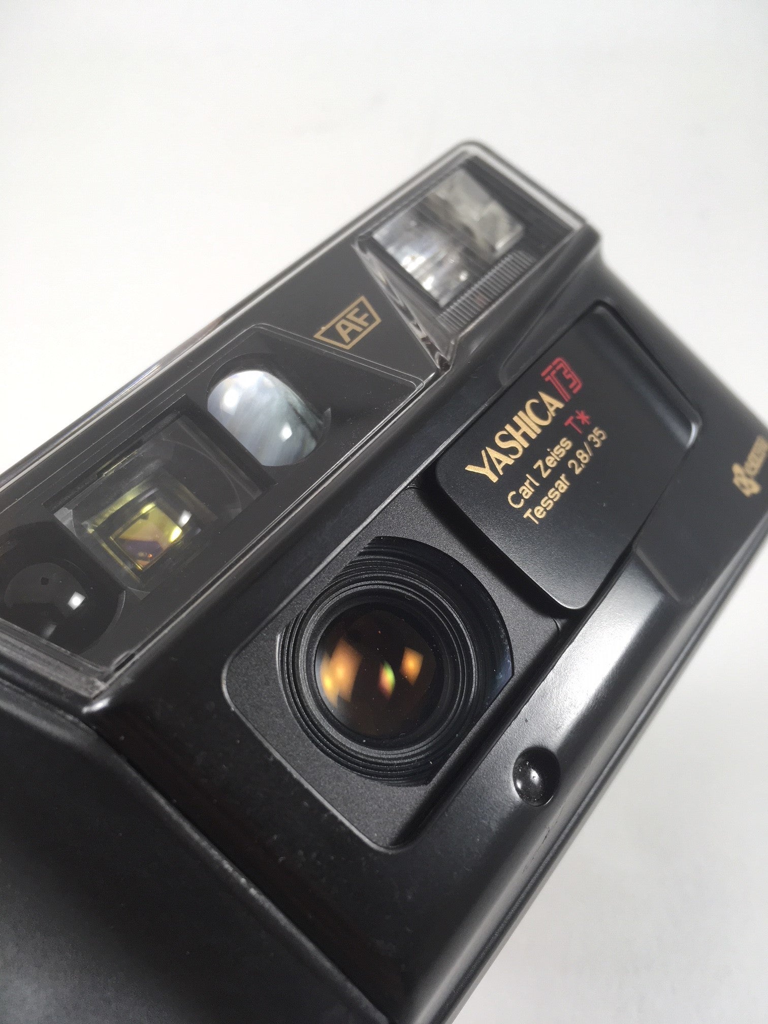 Yashica T3 Carl Zeiss 35mm 2.8