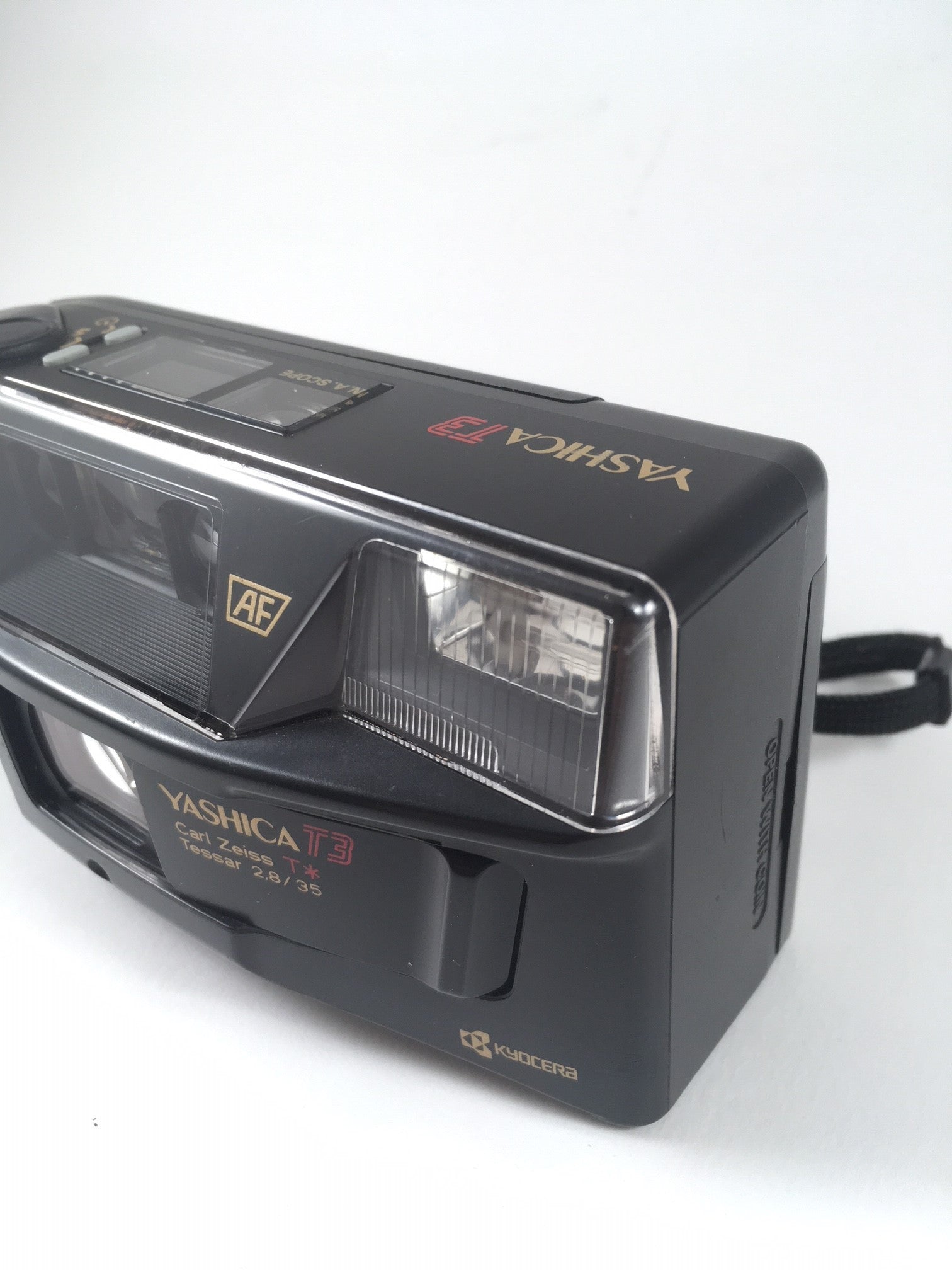 Yashica T3 Carl Zeiss 35mm 2.8