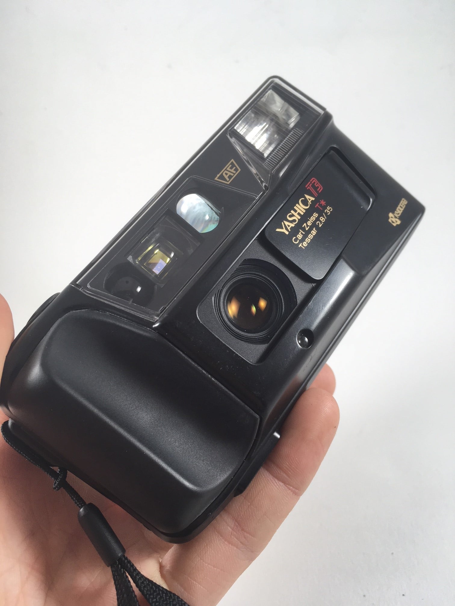 Yashica T3 Carl Zeiss 35mm 2.8