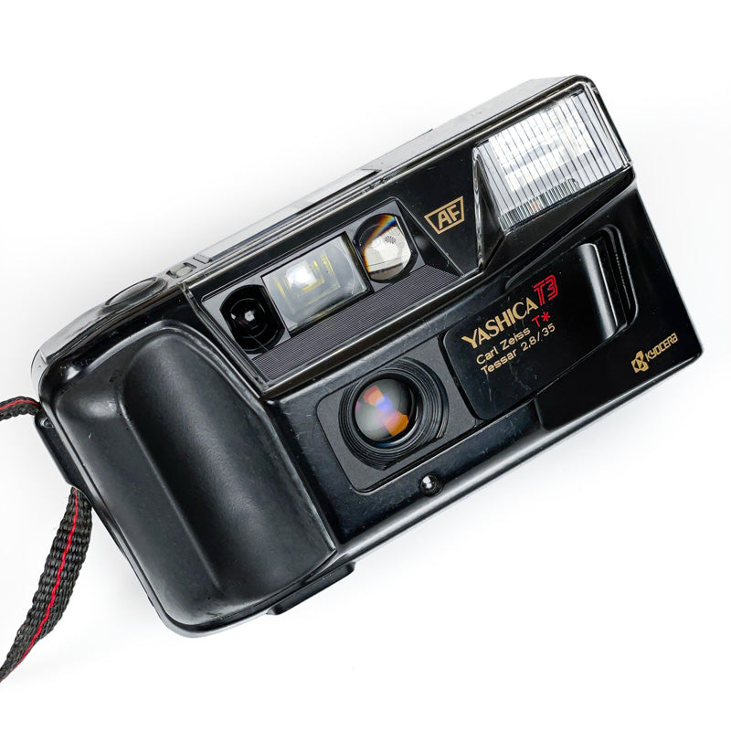 yashica t3 zeiss tessar 35mm 2.8 compact point and shot ancien vintage pellicule film argentique appareil photo photographie 24x36 35mm 135