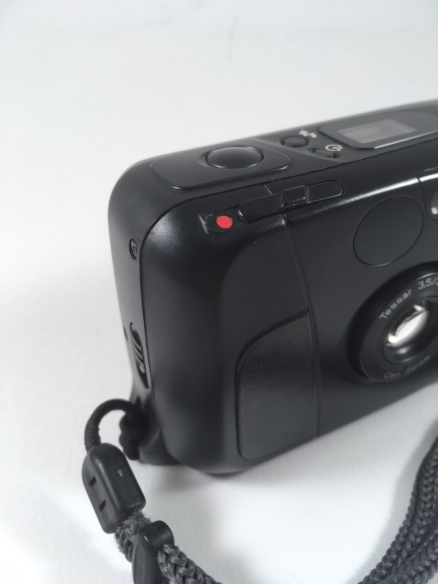 Yashica T4 Carl Zeiss 35mm 3.5