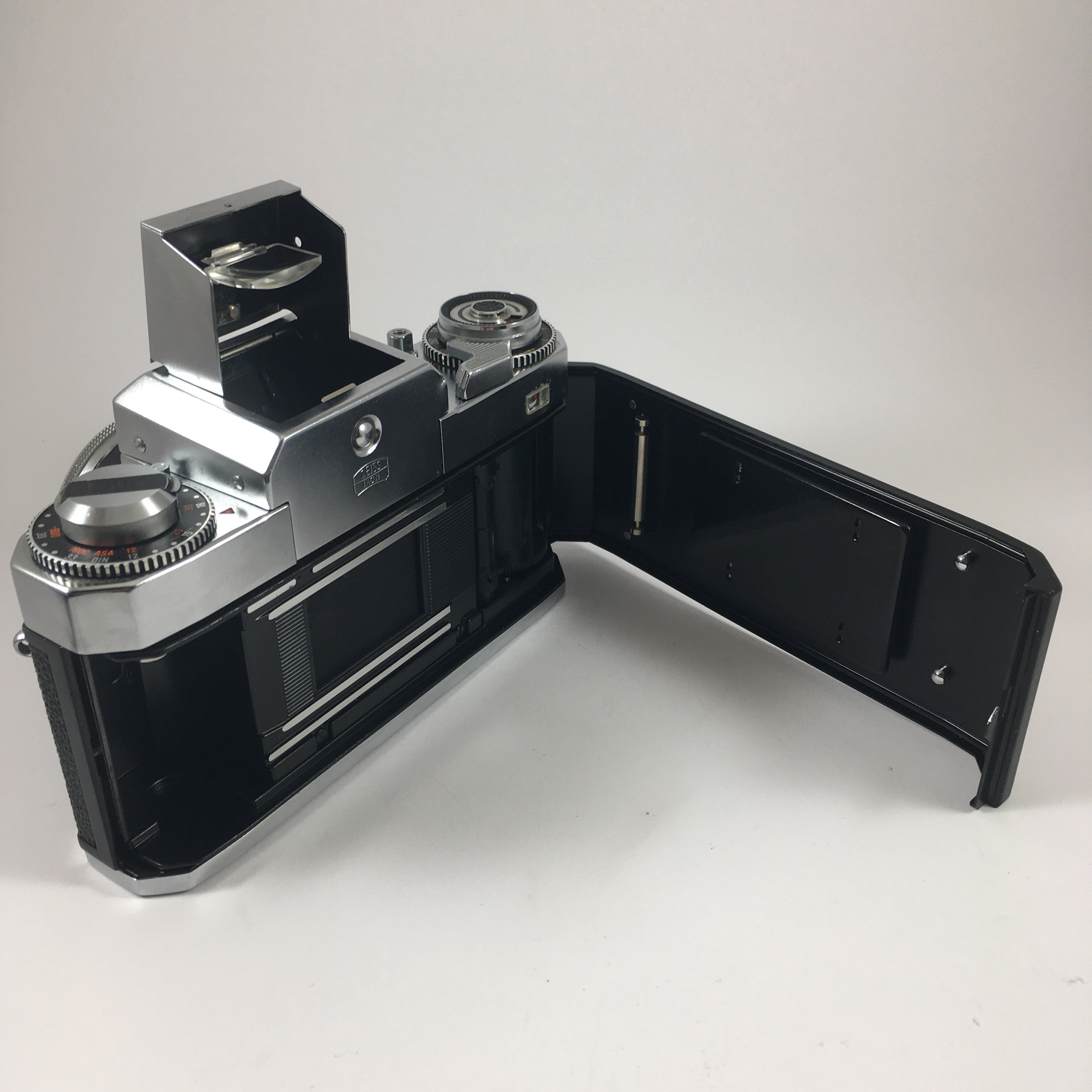Zeiss Ikon Icarex 35 & Plantar 50mm 2.8