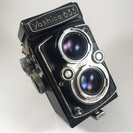 yashica 635 yashikor 80mm 3.5 120 tlr reflex moyen format 6x6 argentique photo photographie bi objectif