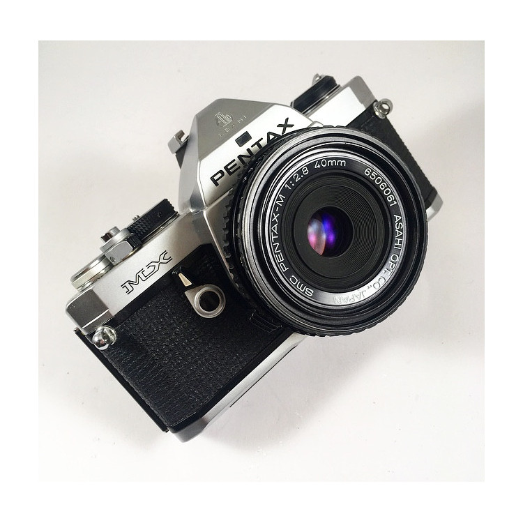 pentax mx analog film camera reflex 35mm 135 smc pentax 40mm 2.8 pancake lens
