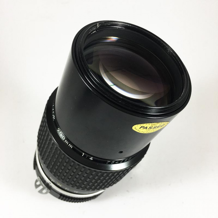 Nikon Nikkor ai 200mm f4 vintage lens analogue 35mm 24 36
