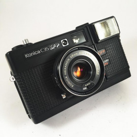 konica c35 efp noir hexanon 38mm 4 compact point and shoot antique vintage flash argentique