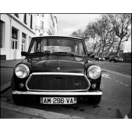ilford hp5 plus 400 120 roll medium format black and white analog film BW 400 iso sample shot picture photo test