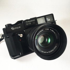 Fuji GW690 II film 120 medium format camera film analog vintage 69 fujinon 90mm 3.5