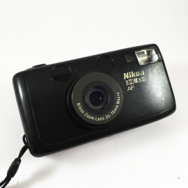 nikon AF300 zoom 300 compact 35-70mm point and shoot autofocus sure shot vintage camera film analog 35mm 135