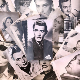 carte postale ancienne vintage photo vedette star de cinéma américaine hollywood 1950 1960 noir et blanc
