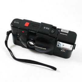 olympus xa2 d.zuiko 35mm 3.5 135 compact appareil argentique film flash a11