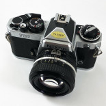appareil reflex argentique nikon fe2 chrome nikkor lens 50mm 1.4 ais 35mm film
