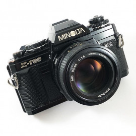 minolta x 700 x-700 md 50mm 1.4 reflex 35mm analog film vintage camera multi mode photo