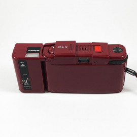 olympus xa2 red d zuiko 35mm 3.5 135 compact analog camera film flash a11