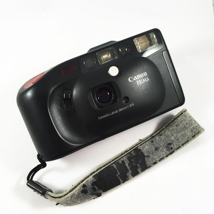 Canon Prima Shot analog film camera compact 35mm 3.5 vintage