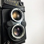 yashica mat 124G reflex TLR yashinon 80mm 3,5 analog camera medium format antique vintage photography photo film