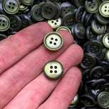 bouton ancien plastique à rebord vert olive transparent translucide vintage 1970 1980 4 trous 15mm