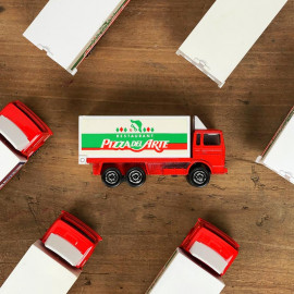 voiture miniature camion ancienne pizza del arte fabriqué en france 1990 1980