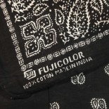 fujicolor noir bandana tissu textile ancien vintage magasin photo 1990