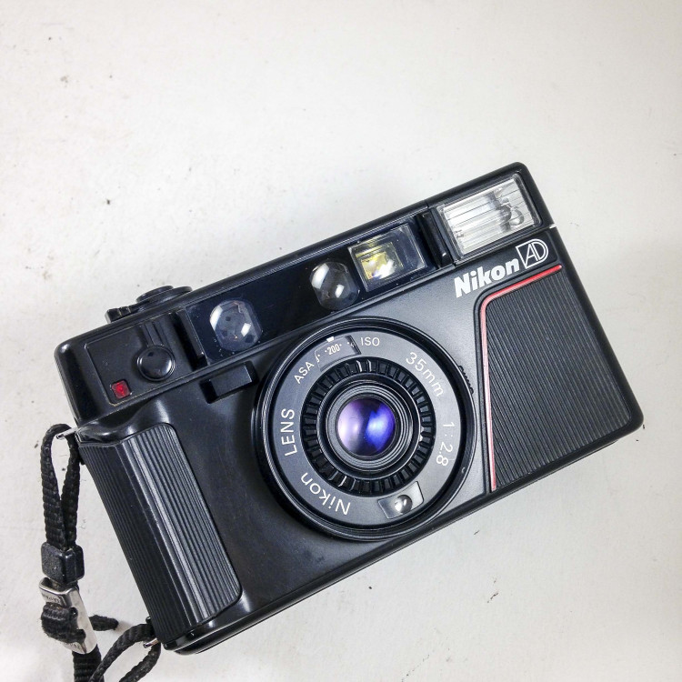 Nikon L35AF AD 35mm 2.8