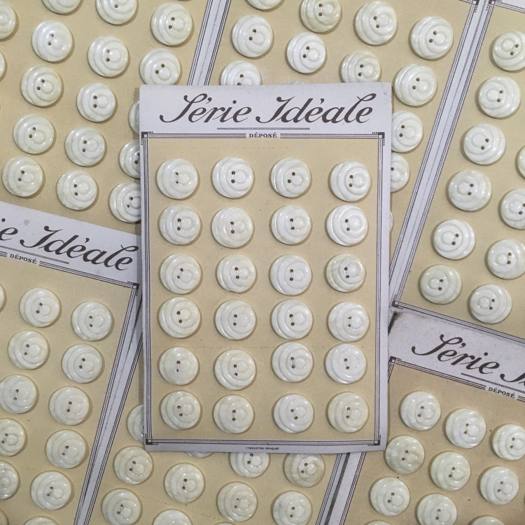 buttons card 24 plastic white beige haberdashery 20mm 1960