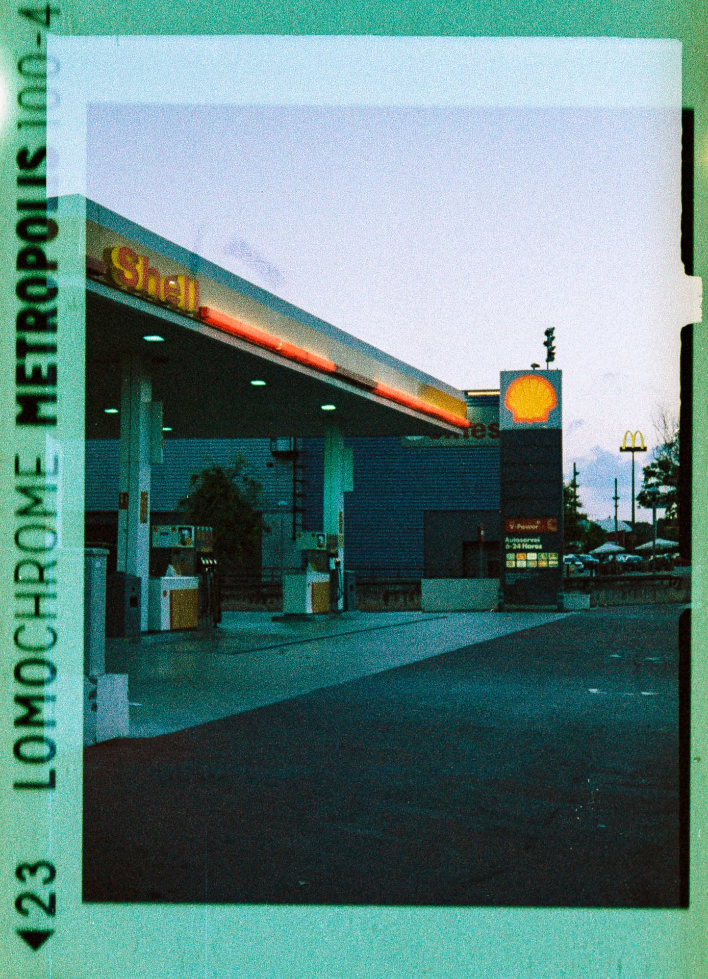 Lomochrome Metropolis 110 Film