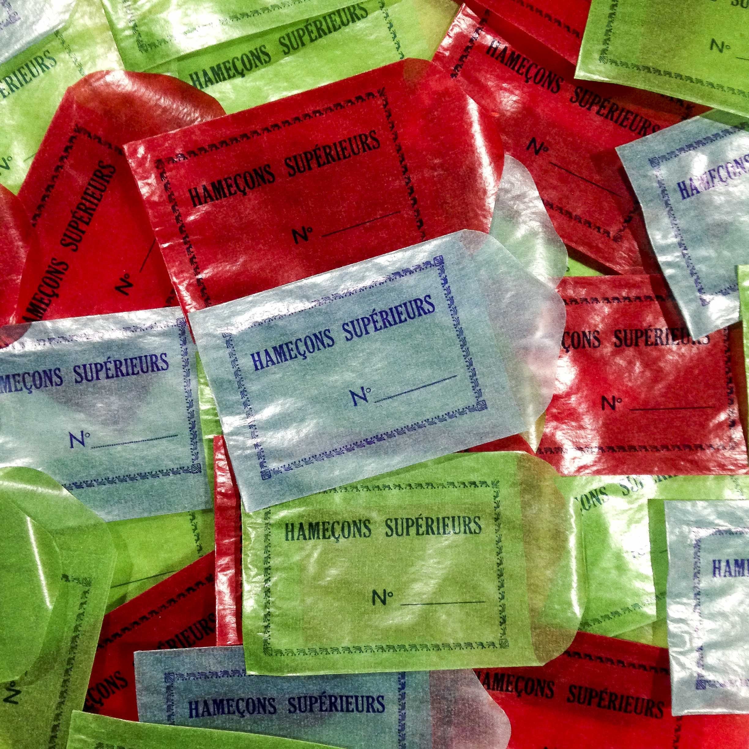 sachet ancien papier hameçons supérieurs pêche vintage magasin 1930