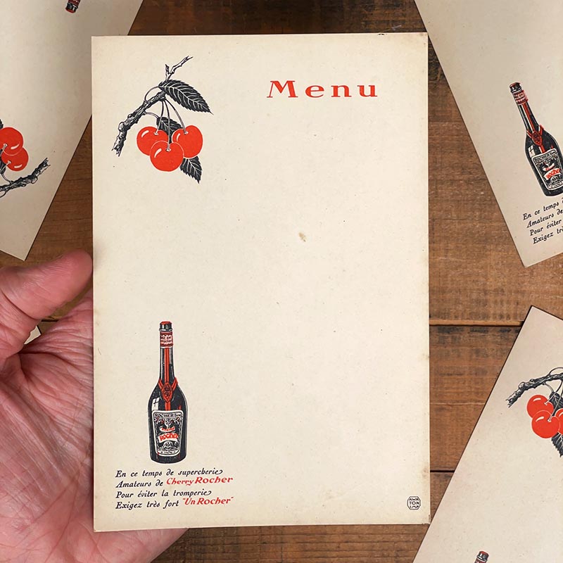 menu ancien en papier illustré illustration un cherry rocher cerise aperitif alcool 1930 1940