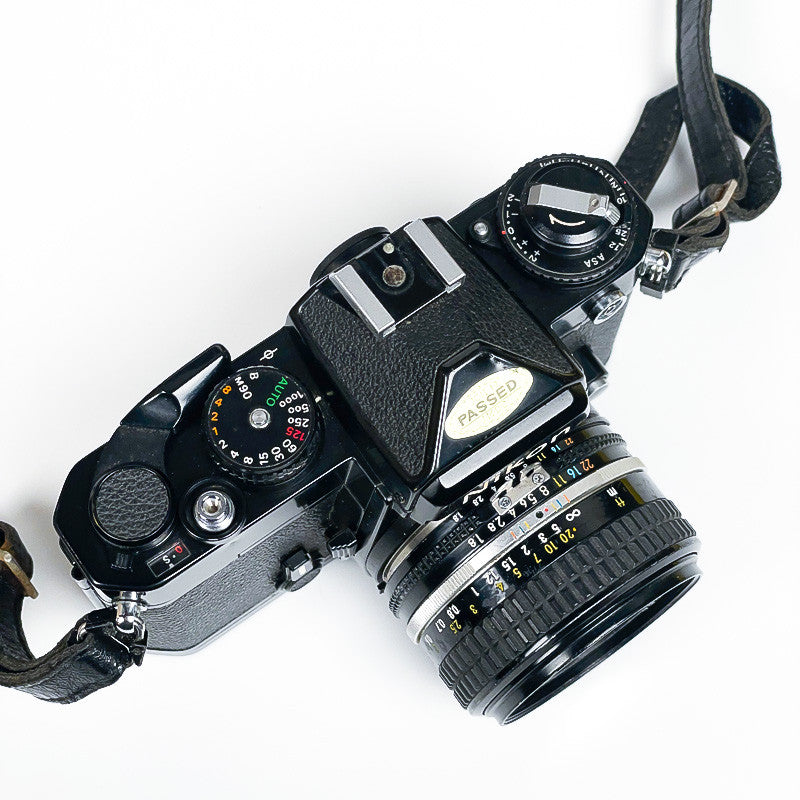 nikon fe noir reflex 50mm f 1. ancien vintage appareil photo photographie argentique pellicule film 24x36 135 35mm