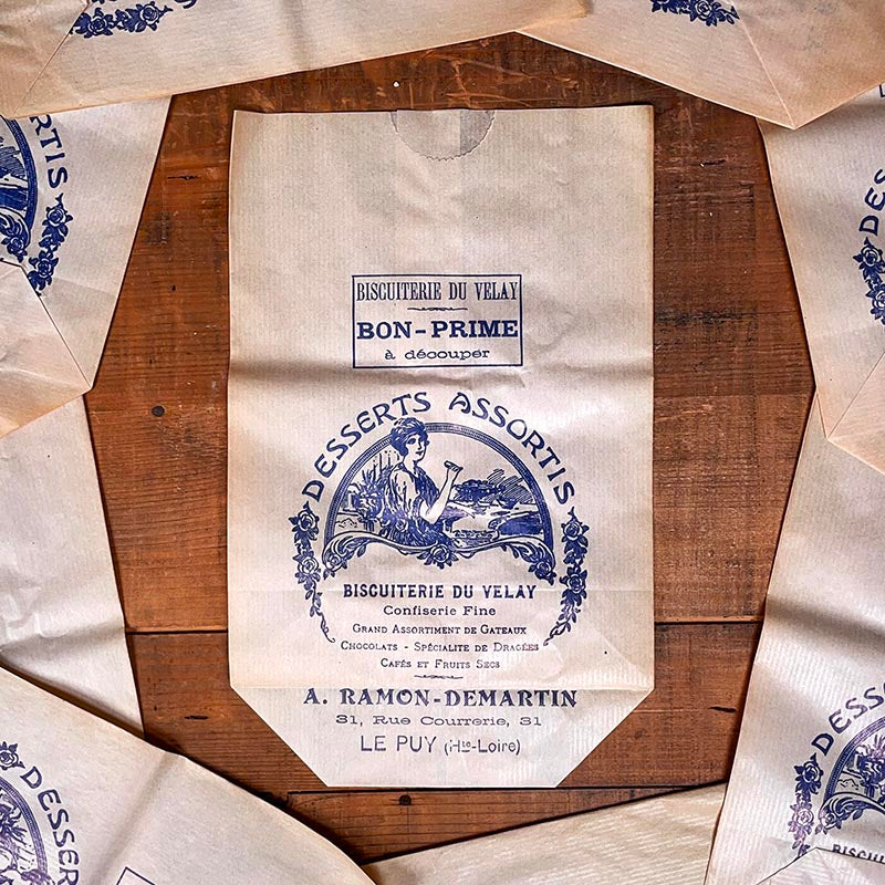 sachet ancien biscuiterie du velay biscuit boutique ancienne le puy emballage papier vintage 1930 bon prime