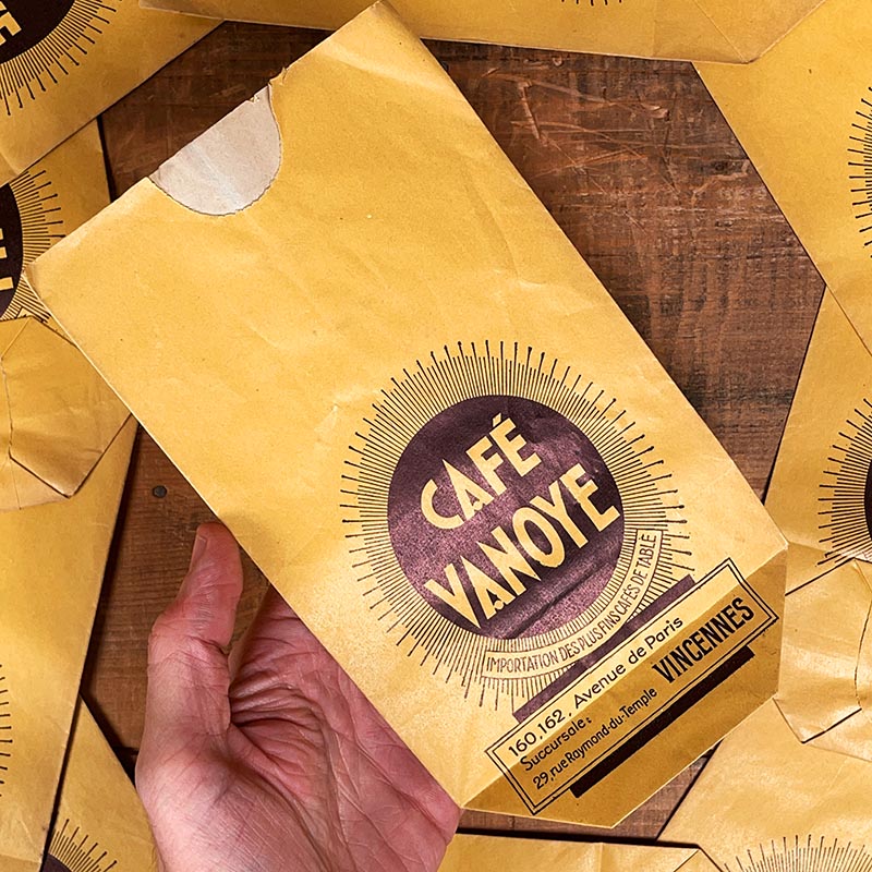 sachet ancien café vanoye vincennes jaune 250 grammes illustration emballage papier vintage 1930 1940